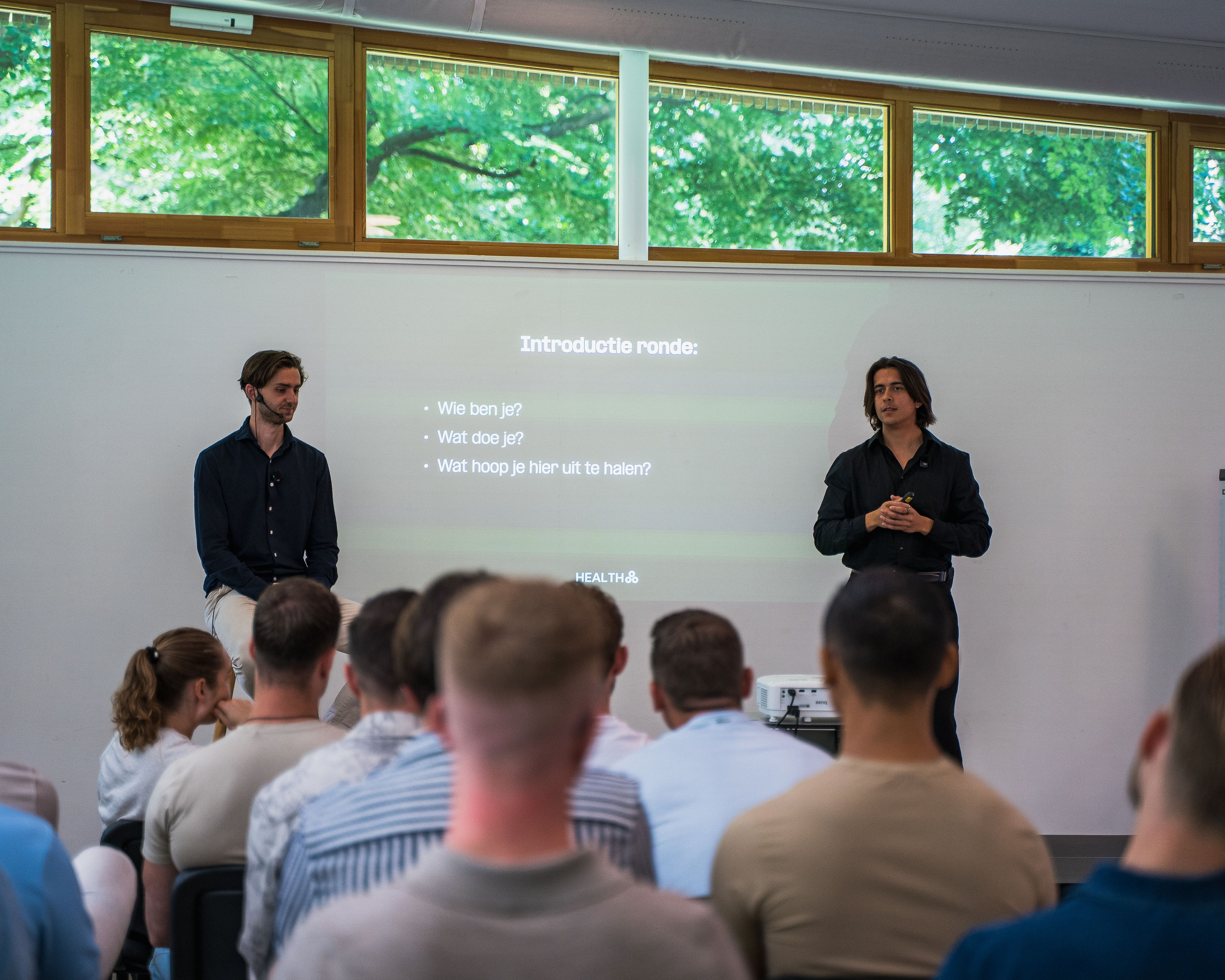 Stephan en Jamar presenteren